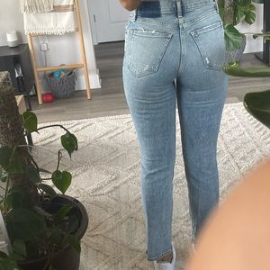Abercrombie & Fitch the 90’s Straight Ultra High rise jeans